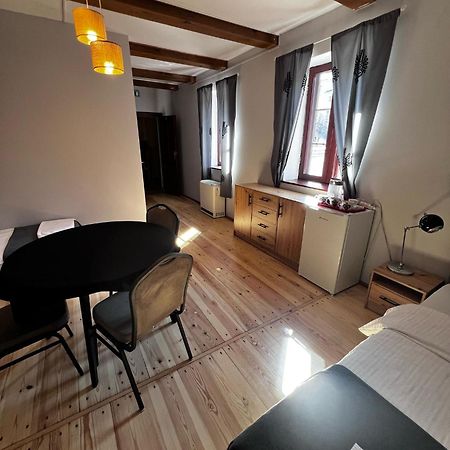 Hostel FOLKier Zgierz Eksteriør billede
